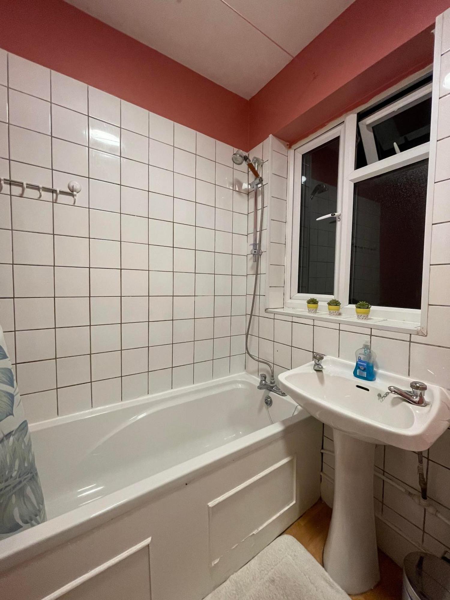 Spacious Room Londres Exterior foto